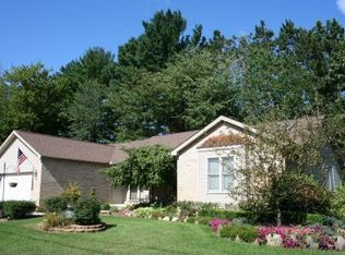 4077 Anchor Ln, Brighton, MI 48116