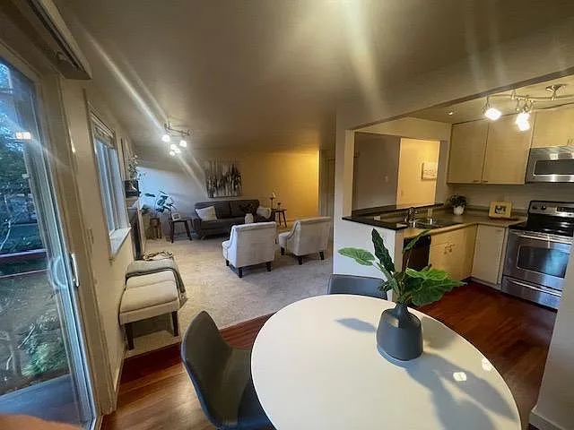 8252 126th Ave NE #D203 — Photo 11