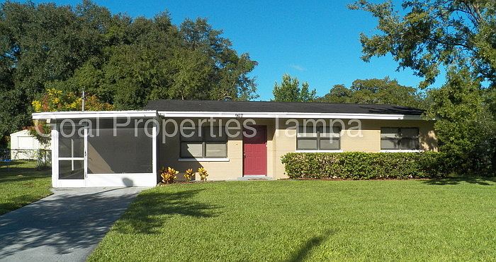 1st image of 907 N Nancy Ter