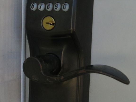 Key-less Entry (both doors)