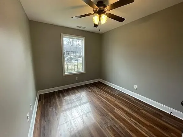 226 Azalea Dr — Photo 10
