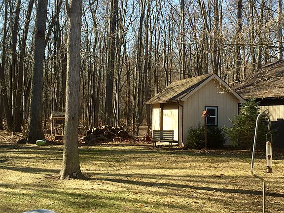 3rd image of 7047 Wildwood Dr