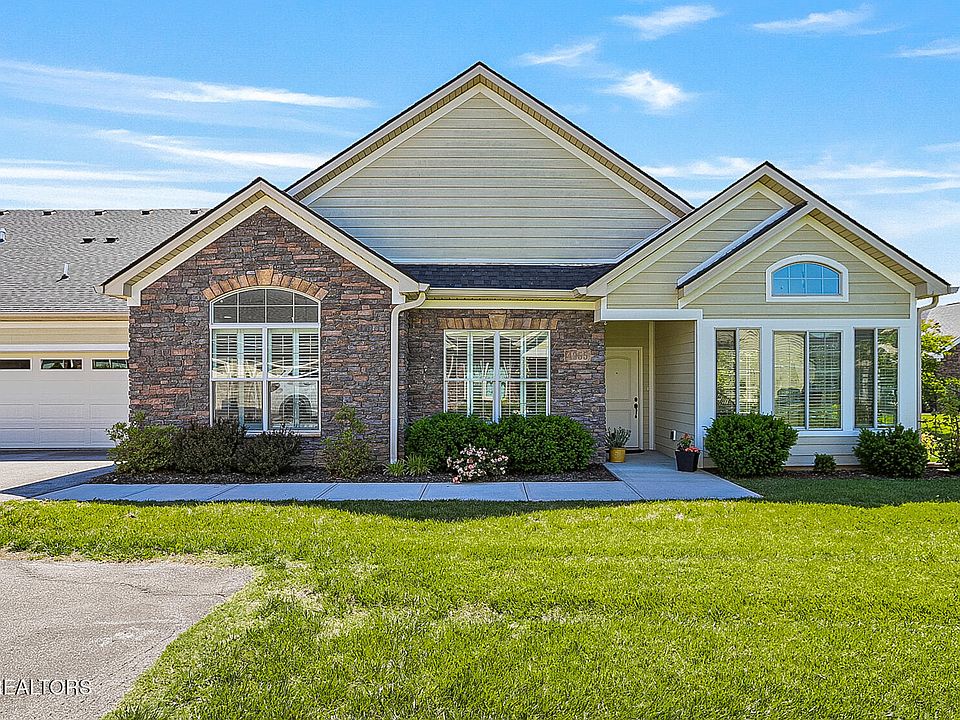 1st image of 4955 Willow Bluff Cir