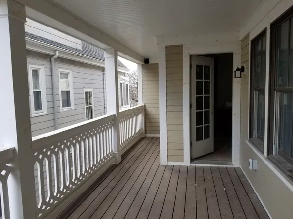 21 Cherry St APT 4, Somerville, MA 02144