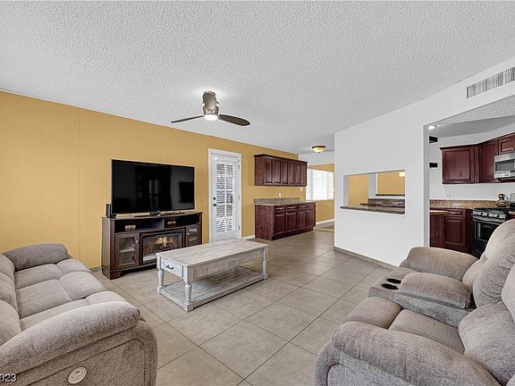 4th image of 5031 Andover Dr