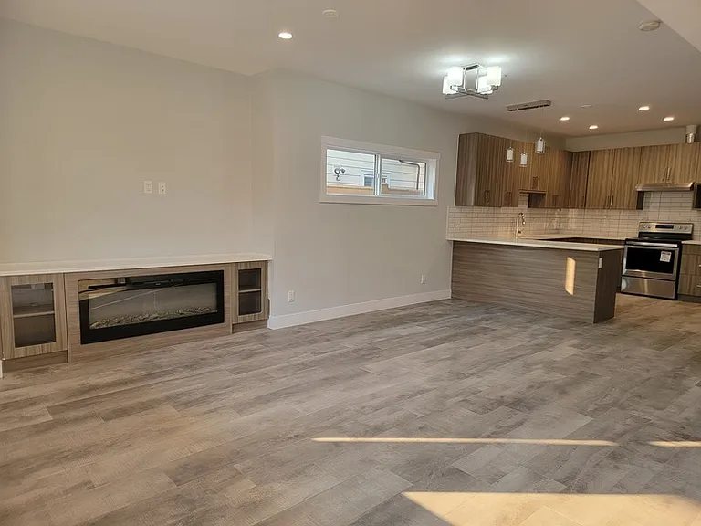 816 Glenwood Ave #4 — Photo 3