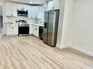 52 Zone St APT 1, Providence, RI 02908