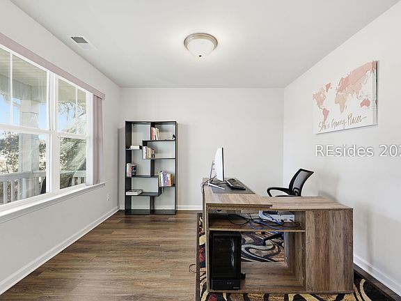 4th image of 363 Volunteer Park Rd