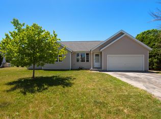 251 N Middle Rd, Belgium, WI 53004