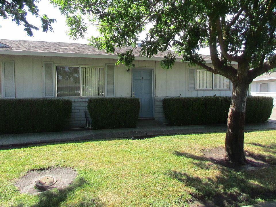 1st image of 2402 Santiago Way APT D