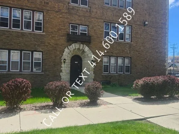 3066 N 49th St APT 5, Milwaukee, WI 53210