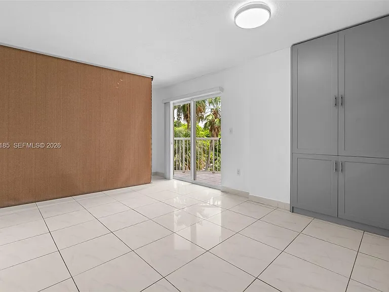 280 SW 20th Rd #504 — Photo 13