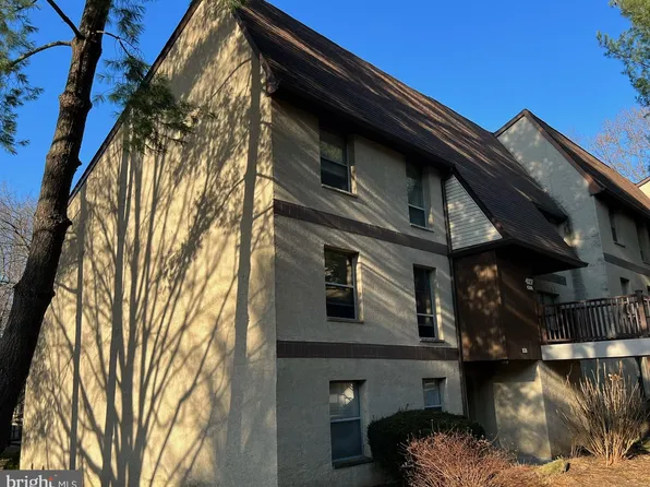 427 Shawmont Ave APT E, Philadelphia, PA 19128