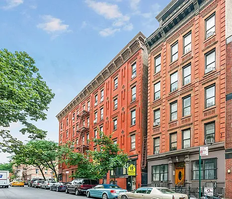 Rented by Batra Group Inc | media 1