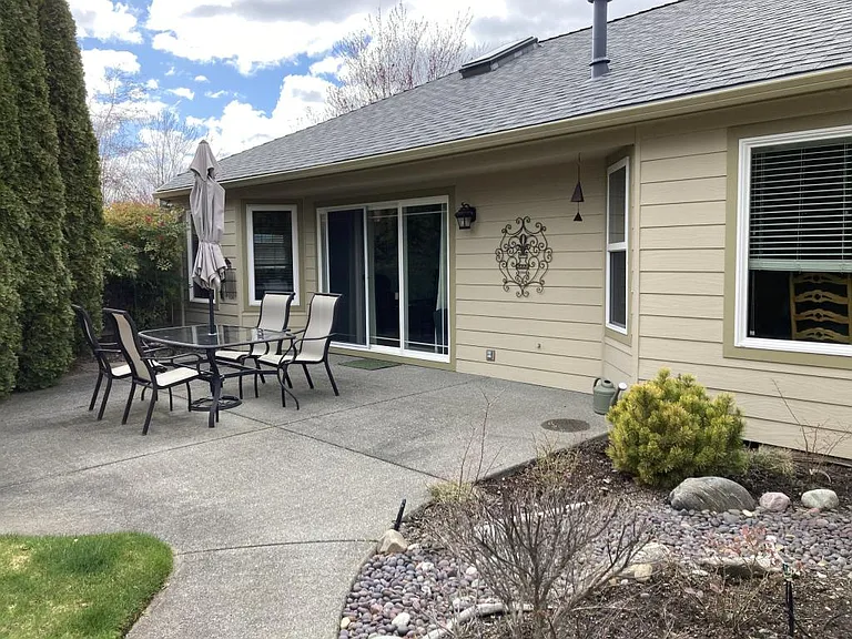 929 Nadia Way — Photo 31