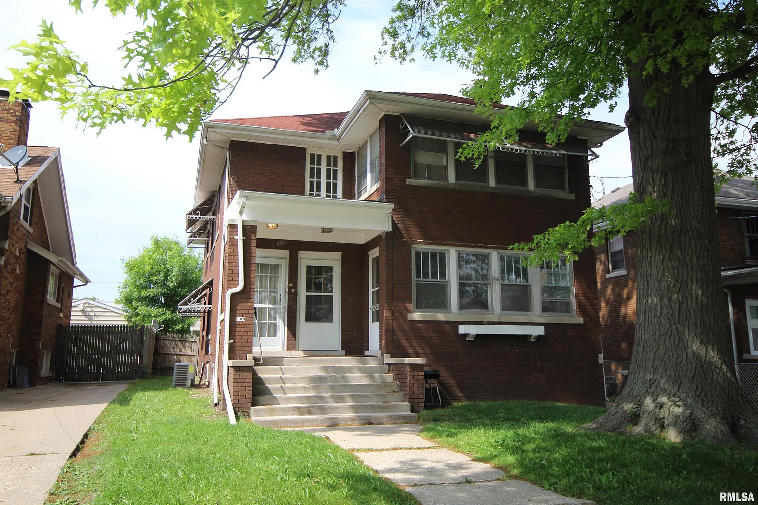 109 W Beverly Ct photo 1