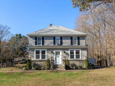 193 Woodland Rd, Southborough, MA, 01772