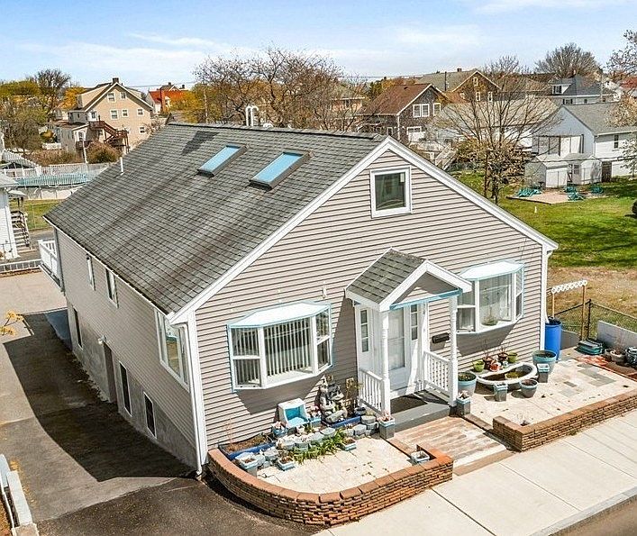 1st image of 574 Nantasket Ave