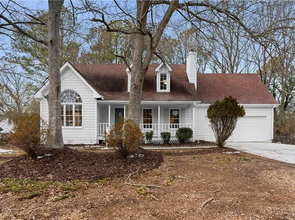 495 Ashley Way, Loganville, GA 30052