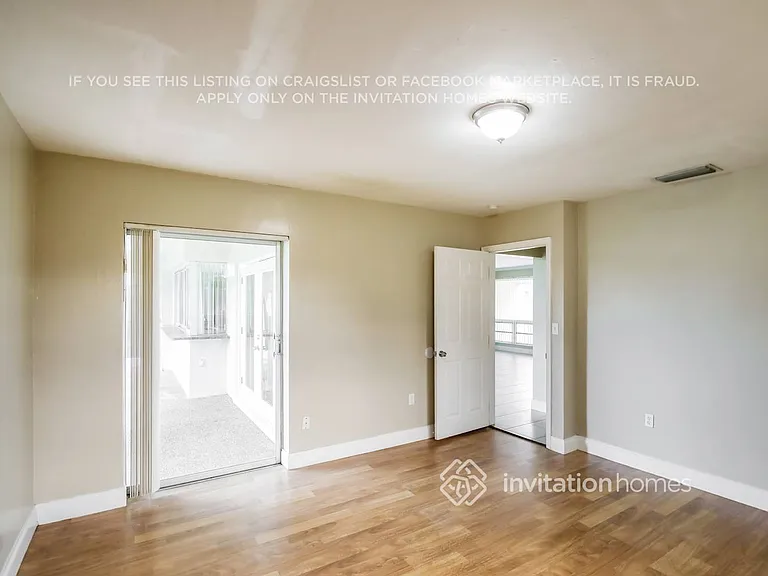 8950 SW 53rd St — Photo 11