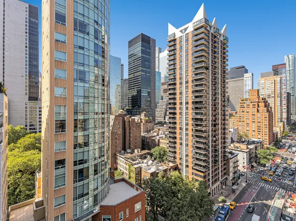 301 East 48th Street image 13 of 17