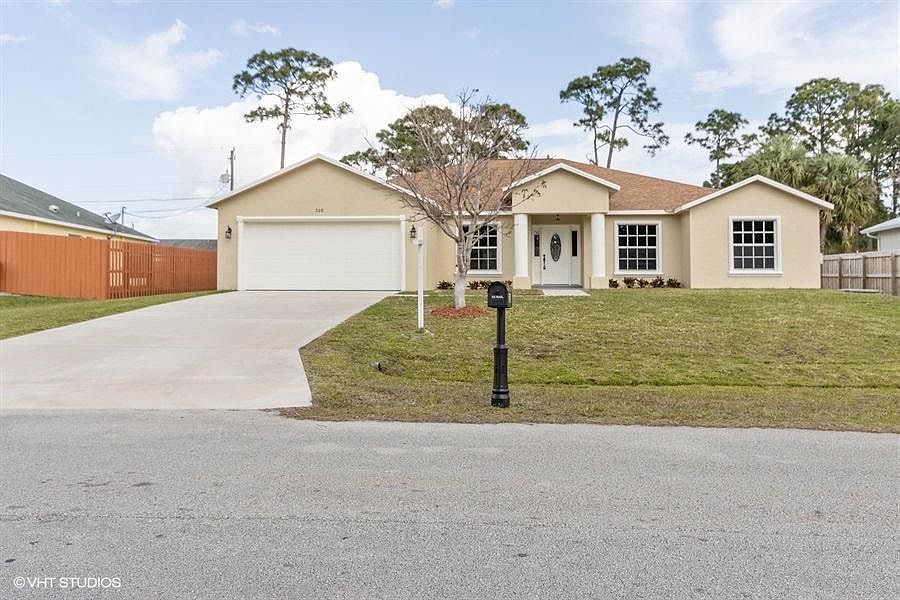 1st image of 208 SW Milburn Cir