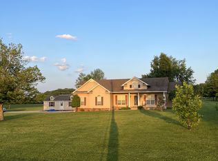 2922 Old Clarksville Spgfld Rd, Adams, TN 37010