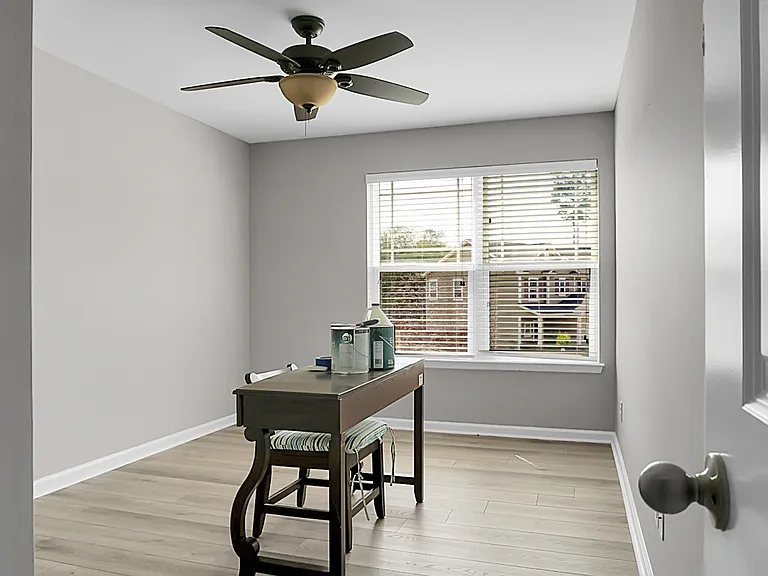 243 Oglethorpe Cir — Photo 25