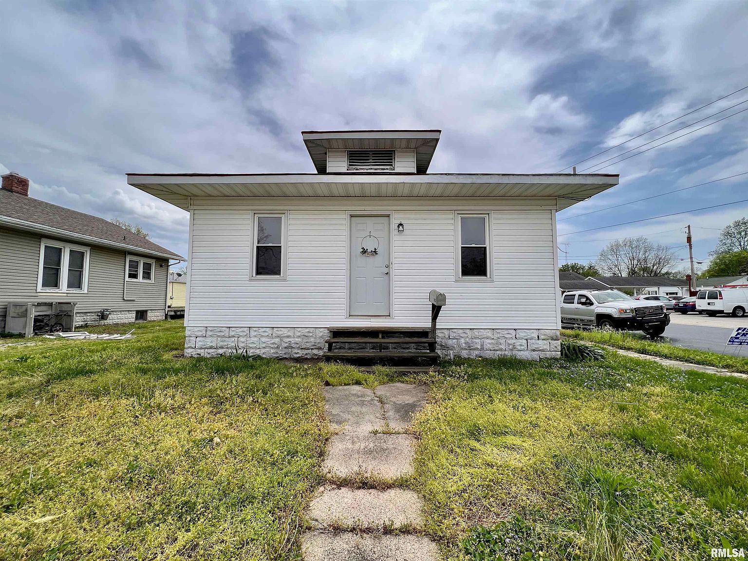 1933 Gartside St, Murphysboro, IL 62966 Zillow