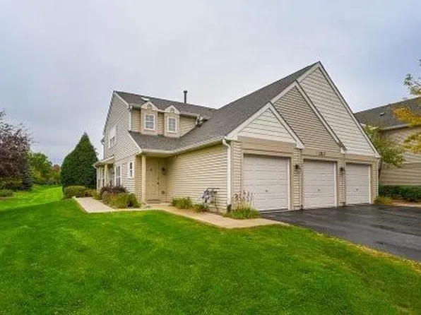 2919 Rutland Cir, Naperville, IL