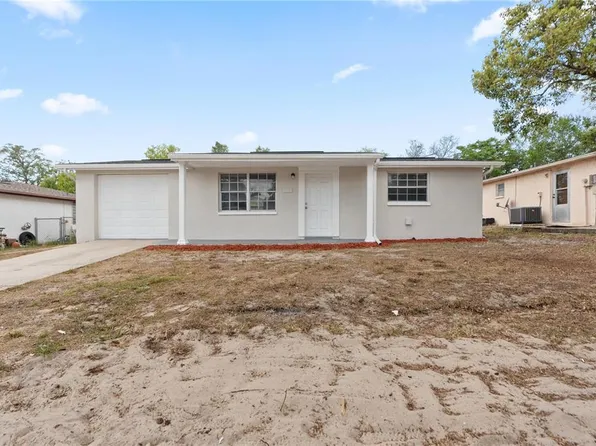 9915 Richwood Ln, Port Richey, FL 34668