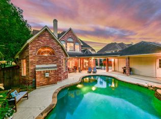 5823 Santa Fe Springs Dr, Houston, TX 77041