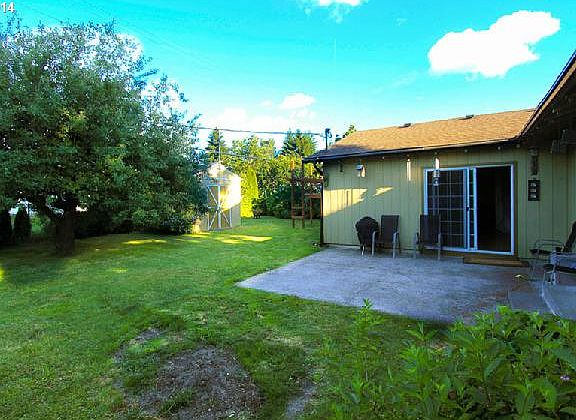 5th image of 305 SE 95th Ave