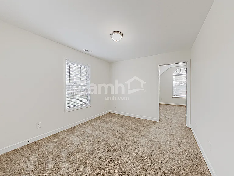 1305 Bantry Dr — Photo 14