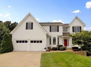 13818 Hardy St, Overland Park, KS 66223
