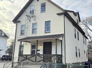 25 Myrtle St APT 1F, Taunton, MA 02780