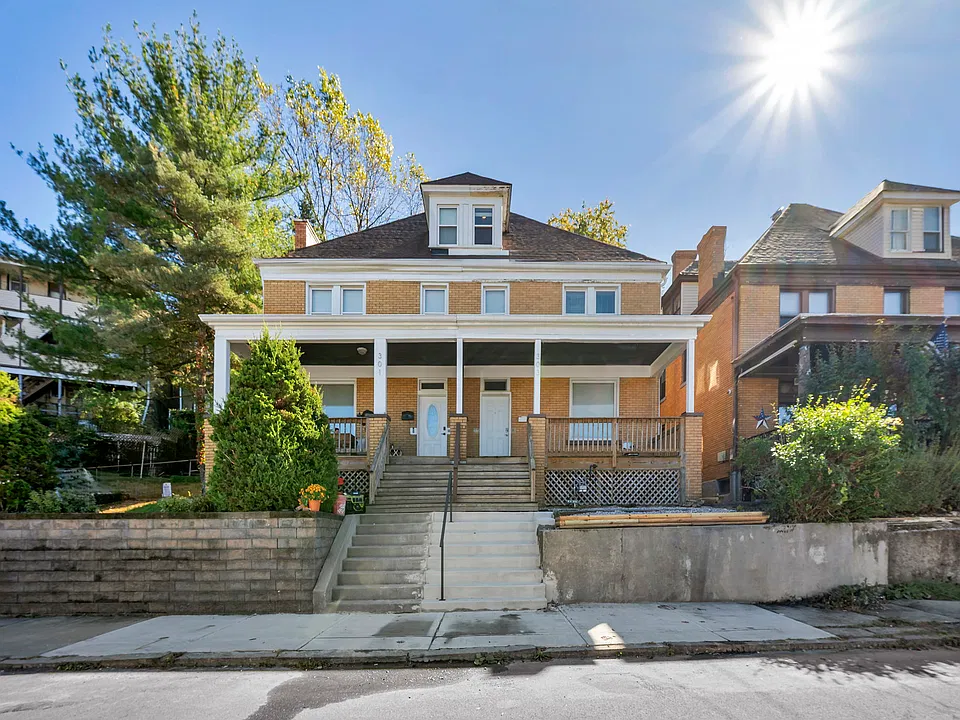 303 Belonda St