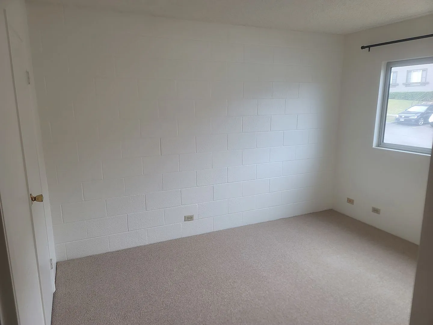 Palehua Villas - 2 bedroom, 1.5 bath, 2 parking — Photo 4