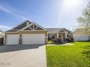 1797 E Dipper Loop, Post Falls, ID 83854