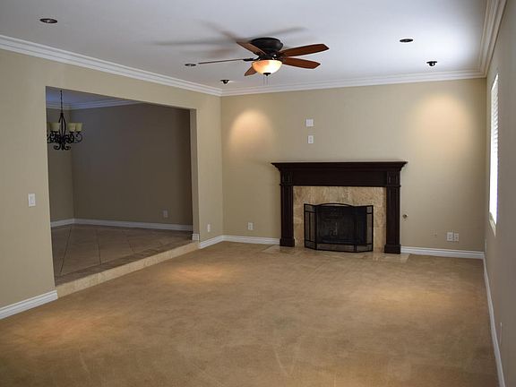 2nd image of 39650 Country Club Dr