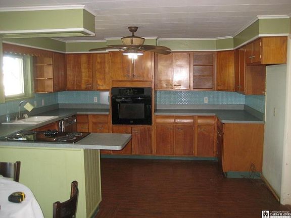 4th image of 5081 W Shorewood Dr