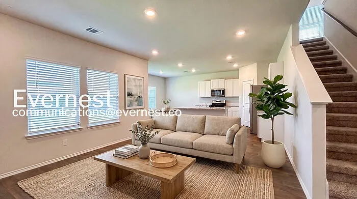 15606 Garam Trl — Photo 2