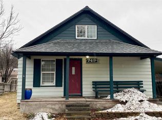 749 Cedar Ave, Weed, CA 96094