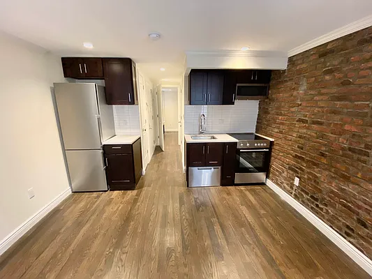 Rented by 9300 Realty, Inc. | media 6