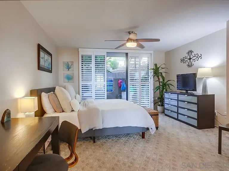 190 Del Mar Shores Ter #11 — Photo 14