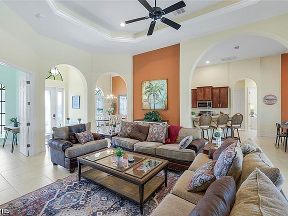 5th image of 2939 SW 25th St