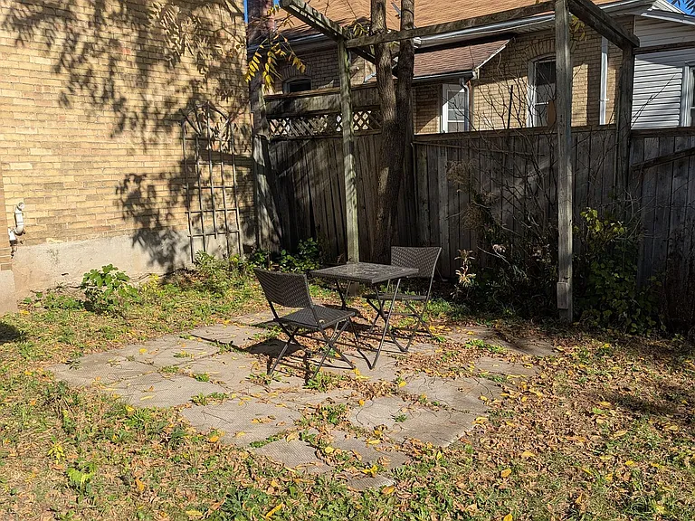 159 Wellington St — Photo 34