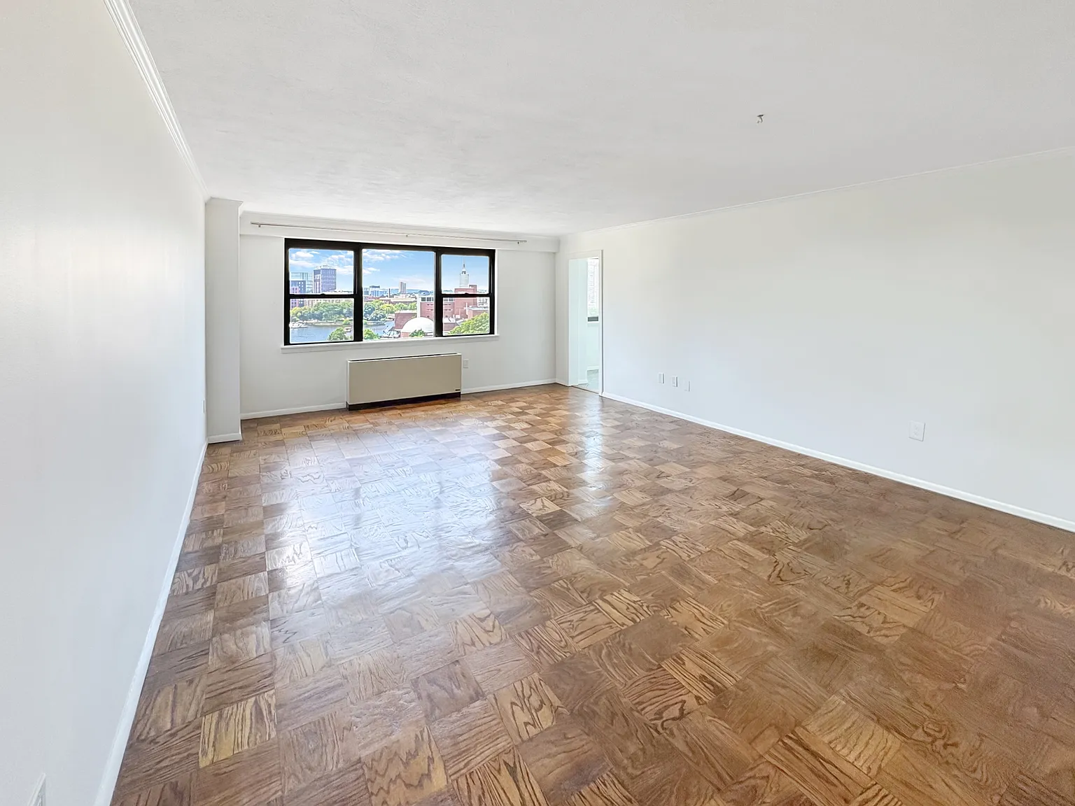 8 Whittier Pl — Photo 4