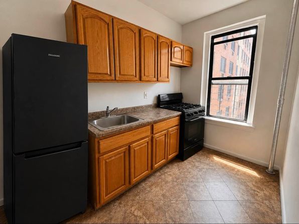 543 Union Ave APT 2A