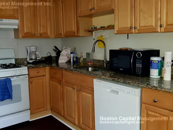 78 Linden St, Allston, MA 02134